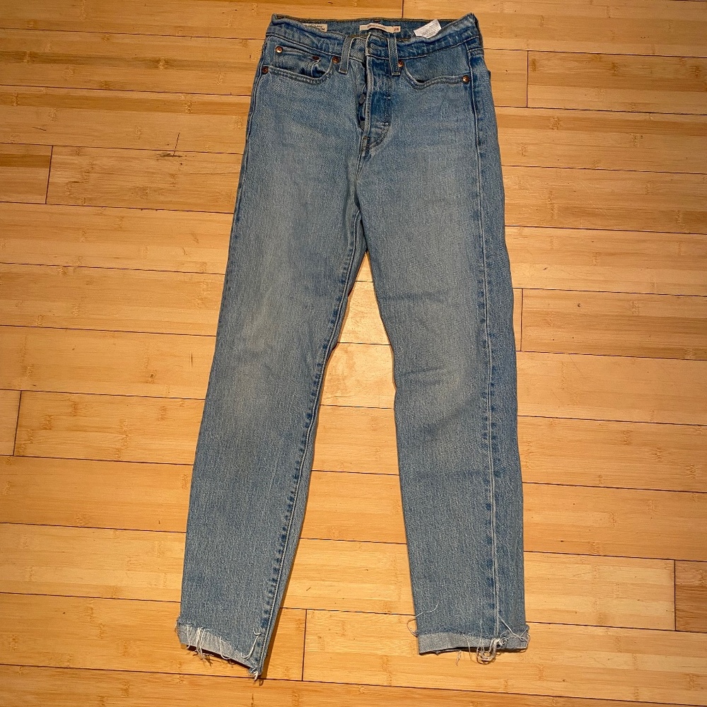 Levi’s Wedgie Straight Ankle Jeans 24